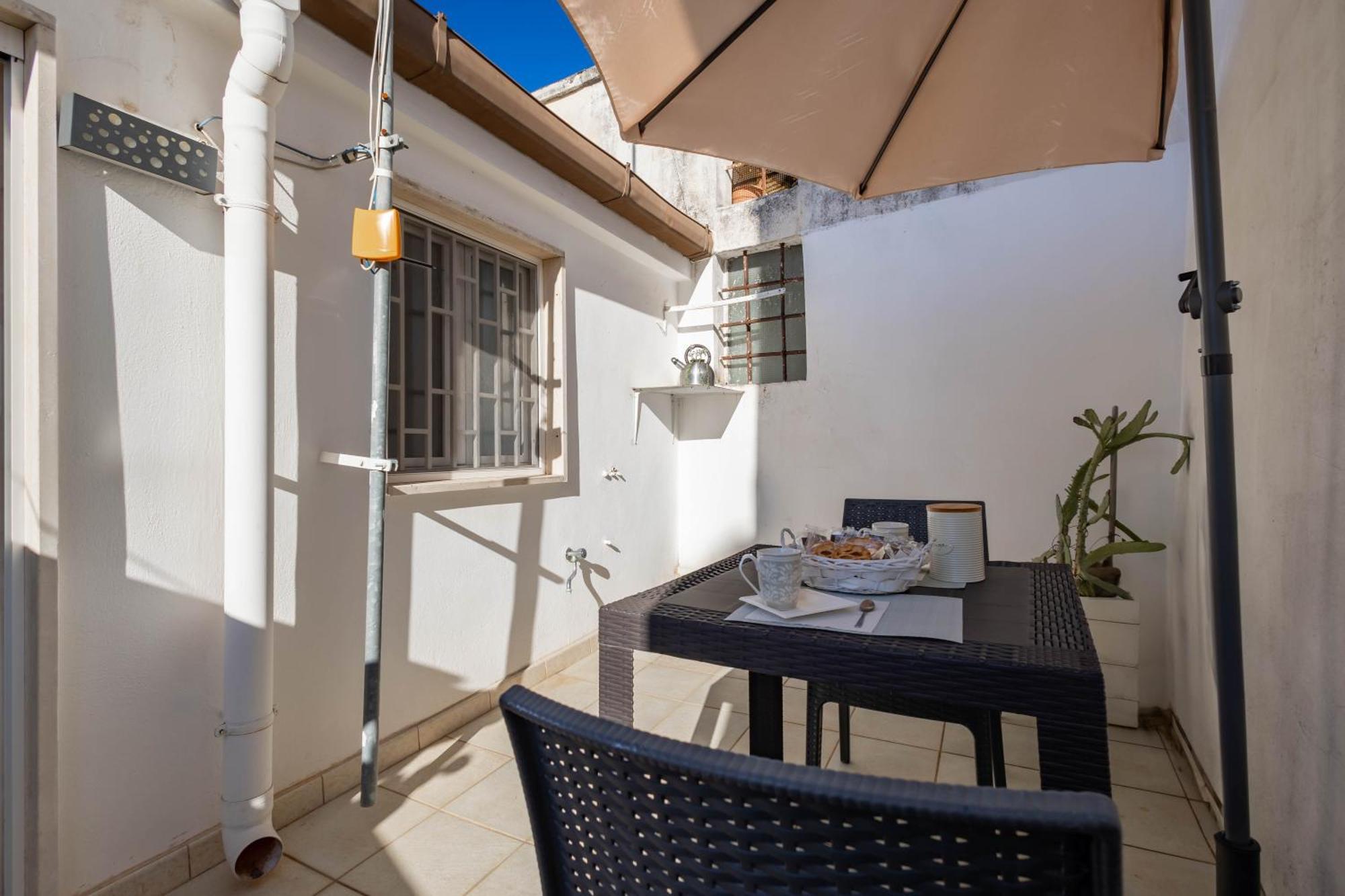Antiche Mura Apartments"Cielo Di Puglia" -2 Matrimoniali, Cucina E Terrazzo Turi Exterior photo